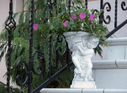 Natur Blumenkübel Pflanz Kübel Dekoration Figur Vasen Blumentöpfe Garten